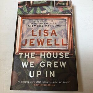 Lisa Jewell "The House We Grew Up In" , Paperback, 388 pages, pre-owned